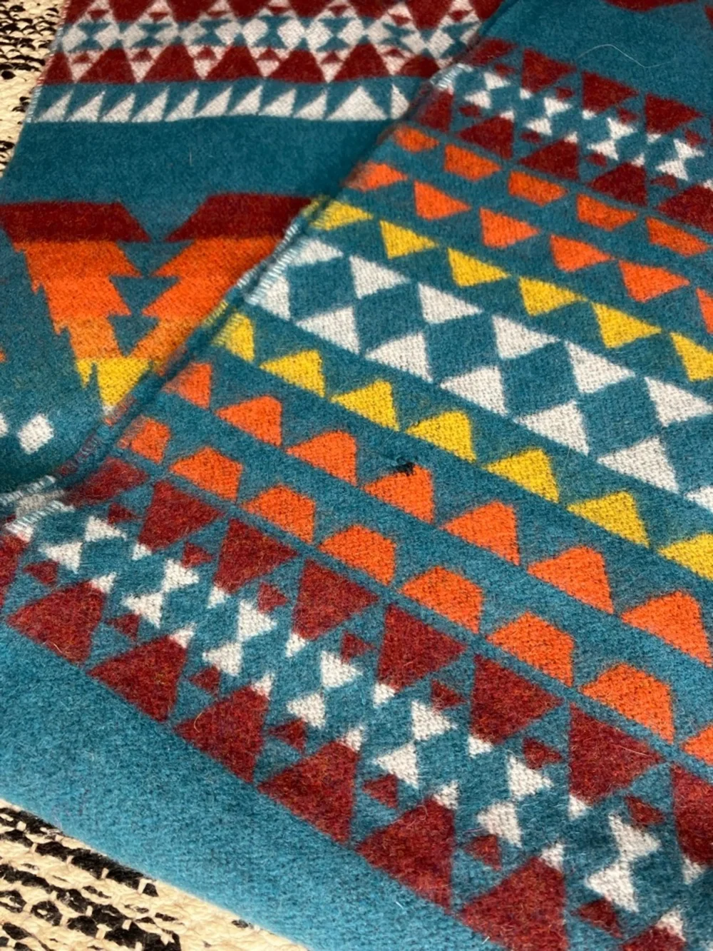 Pendleton wool Aztec scarf *flawed*